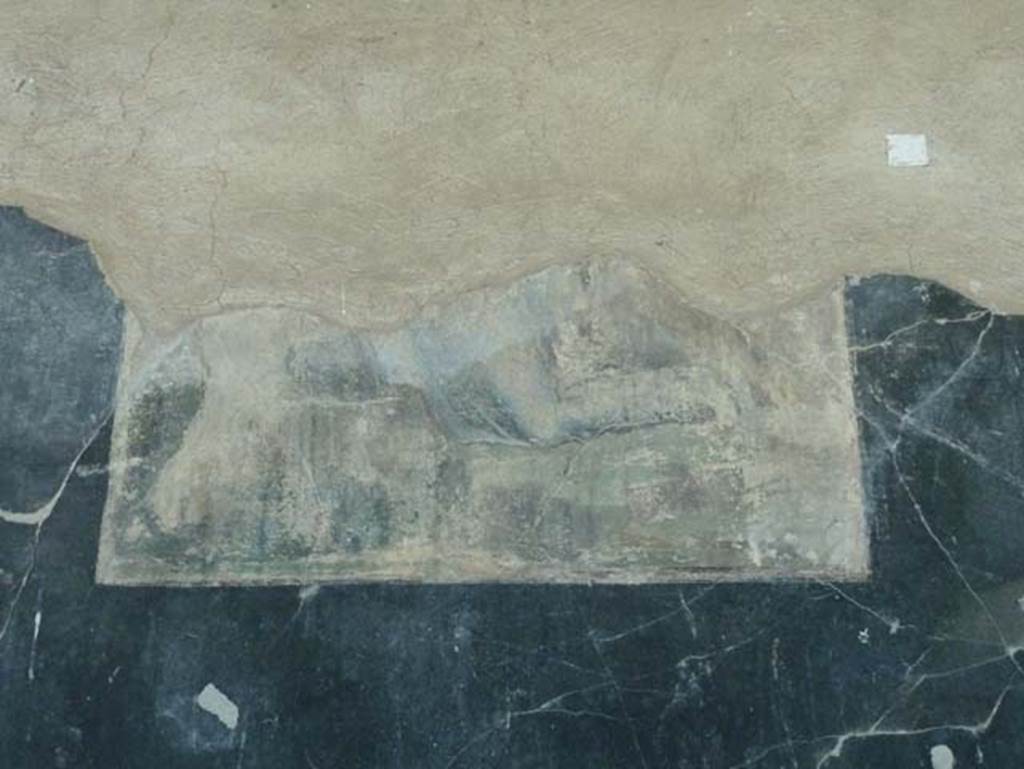 Stabiae, Secondo Complesso (Villa B), September 2015. Room 13, remains of central painting in south wall.