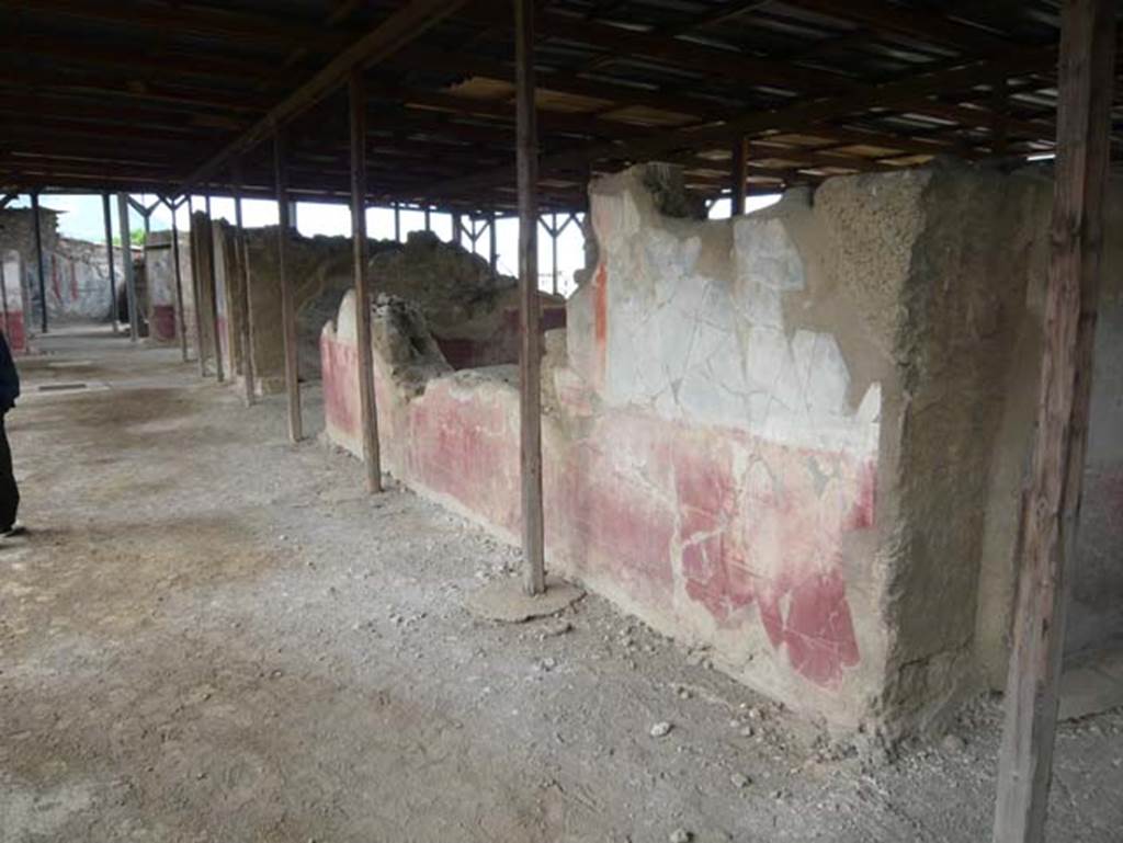 Stabiae, Secondo Complesso (Villa B), May 2010. Room 1, looking west along north wall of north portico from near room 5. Photo courtesy of Buzz Ferebee.