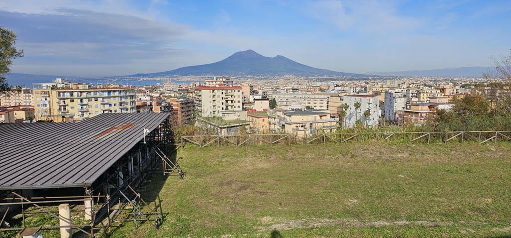 Stabiae, Villa Arianna, December 2023. 
Looking north towards Vesuvius from west end of large peristyle/palestra. Photo courtesy of Miriam Colomer.