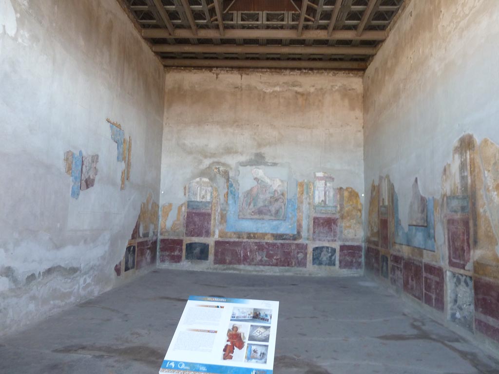 Stabiae, Villa Arianna, September 2015. Room 3, looking south from entrance to the triclinium.
On the rear wall the large painting of Bacchus and Ariadne was found, which gave the Villa its name.