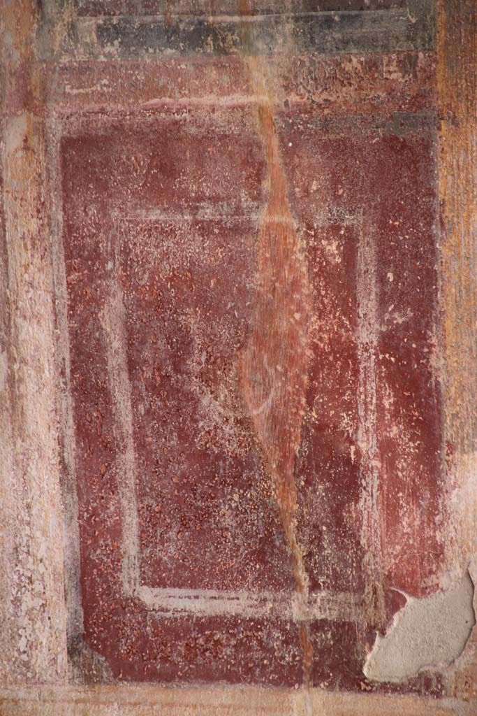 Stabiae, Villa Arianna, October 2020. 
Room 3, detail of painted panel below the remains of the (above) painted panel on west wall. Photo courtesy of Klaus Heese.