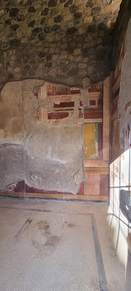 Stabiae, Villa Arianna, December 2023.
Room 44, looking north from doorway. Photo courtesy of Miriam Colomer.