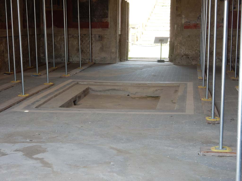 Stabiae, Villa Arianna, June 2019. Room 24, looking south towards impluvium in atrium. Photo courtesy of Buzz Ferebee.