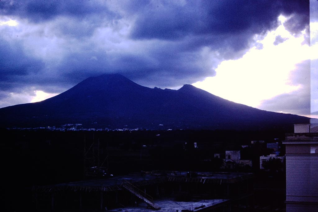 Looking north to Vesuvius. 1959. Photo by Stanley A. Jashemski.
Source: The Wilhelmina and Stanley A. Jashemski archive in the University of Maryland Library, Special Collections (See collection page) and made available under the Creative Commons Attribution-Non-commercial License v.4. See Licence and use details.
J59f0604