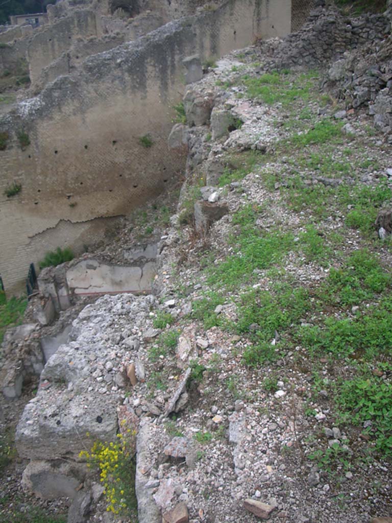 VIII.2.A Pompeii. May 2010. 
Looking west along lower level 1 and down to lower level. Photo courtesy of Ivo van der Graaff.
