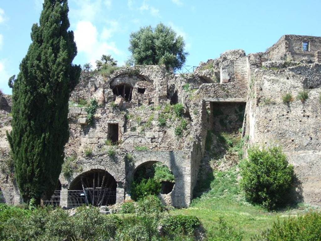VIII.2.3 Pompeii. May 2006. Looking north towards rear of Casa di Championnet II in the area where the city walls would have been.