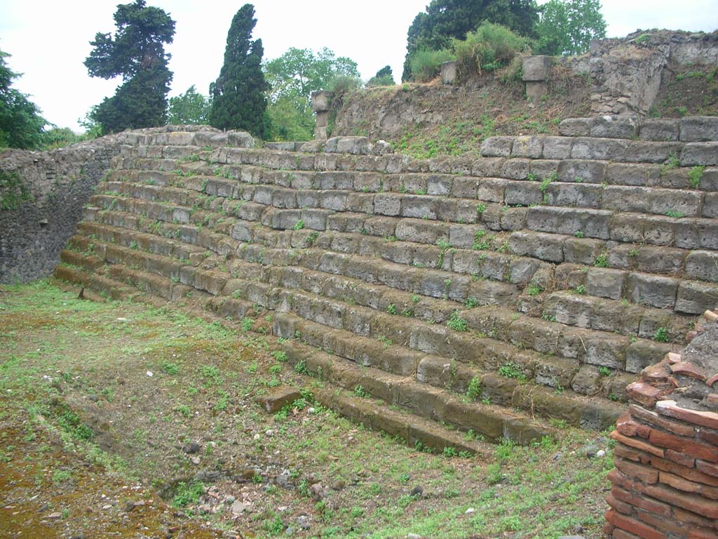 VI.1.1 Pompeii. May 2010. Looking west along steps to the south side of the City Wall. Photo courtesy of Ivo van der Graaff.