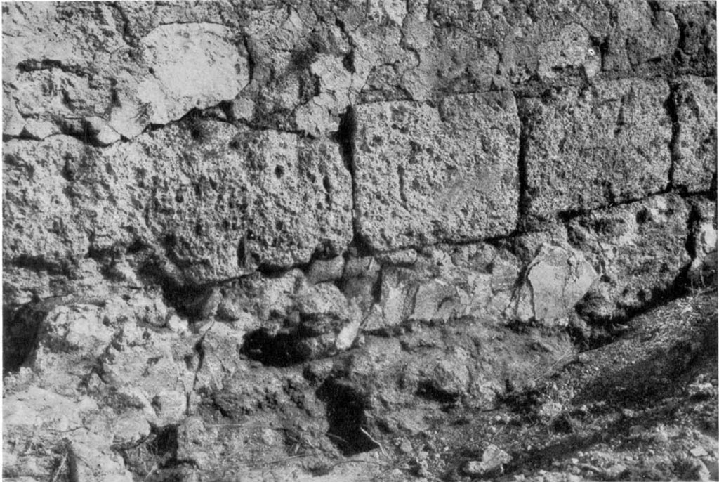 VIII.2.29. Pompeii. c.1936. Remains E’ from the south-west. 
See Noack, F. and Lehmann-Hartleben, K., 1936. Baugeschichtliche Untersuchungen am Stadtrand von Pompeji. Berlin: De Gruyter, (Taf 30,2).