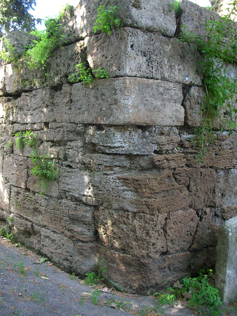 Pompeii Stabian Gate. May 2010. 
East wall of gate on south-east side.  Photo courtesy of Ivo van der Graaff.