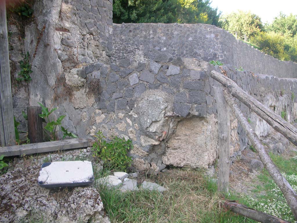 Tower IV, Pompeii. May 2010. Looking towards west side of Tower IV. Photo courtesy of Ivo van der Graaff.