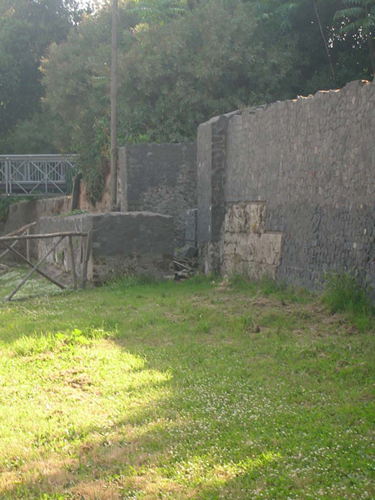 Tower IV, Pompeii. May 2010. 
Looking west along City Walls towards Tower. Photo courtesy of Ivo van der Graaff.