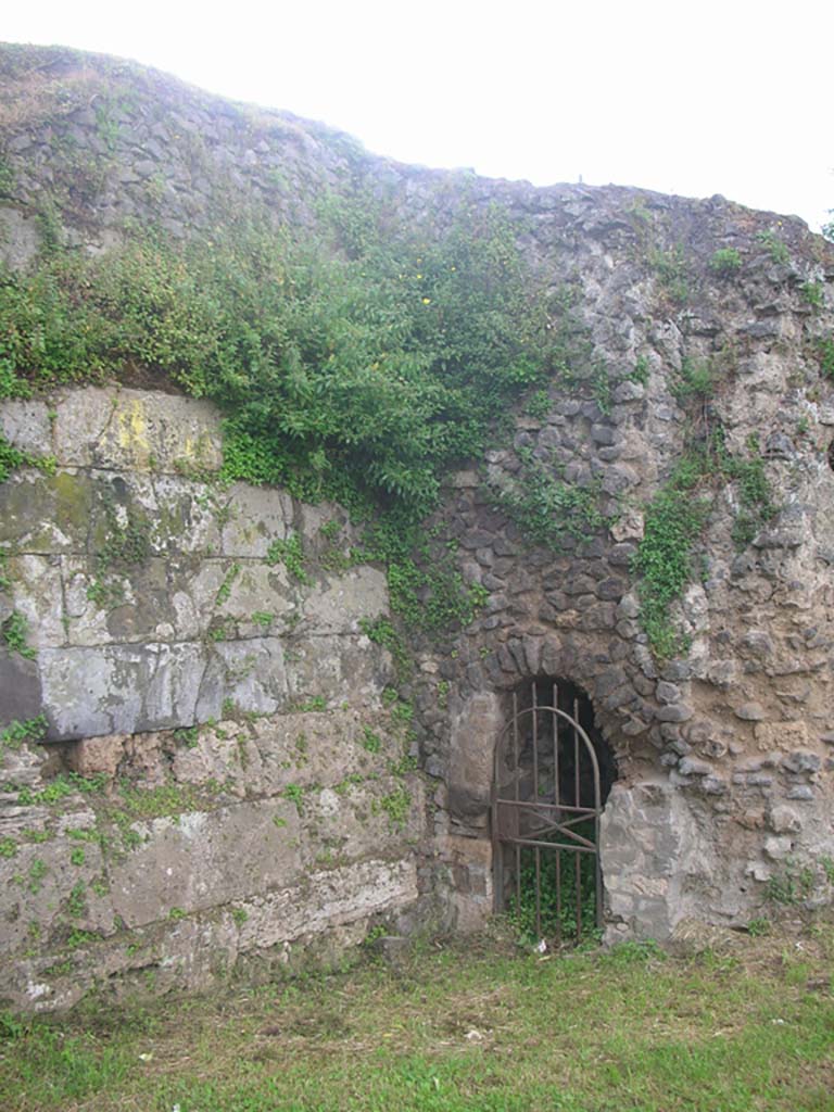 Tower VII, Pompeii. May 2010. 
Junction of City Walls with east side of Tower VII. Photo courtesy of Ivo van der Graaff.