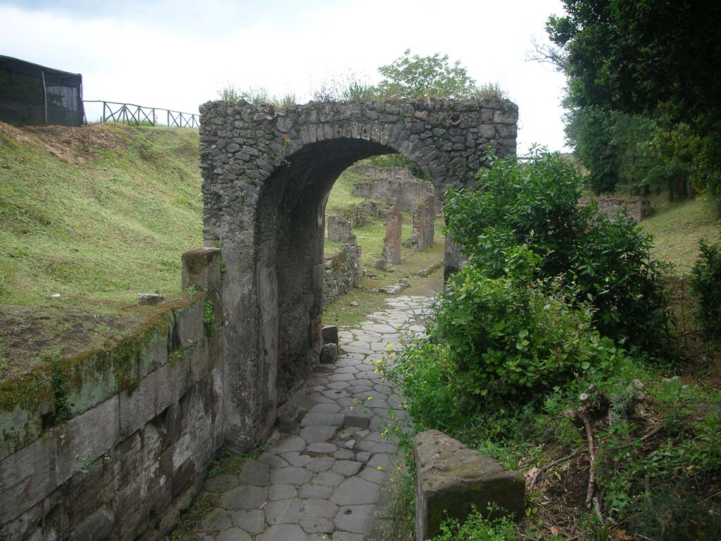 Nola Gate, Pompeii. May 2010. Looking west towards south wall, centre left.  Photo courtesy of Ivo van der Graaff.